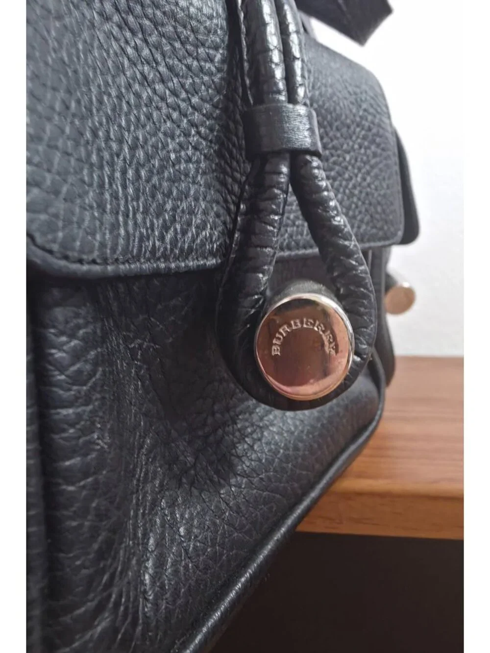 Burberry Black Pebble Leather Horn Toggle Tote Bag Nova Check Side Panels Italy - Picture 6 of 12